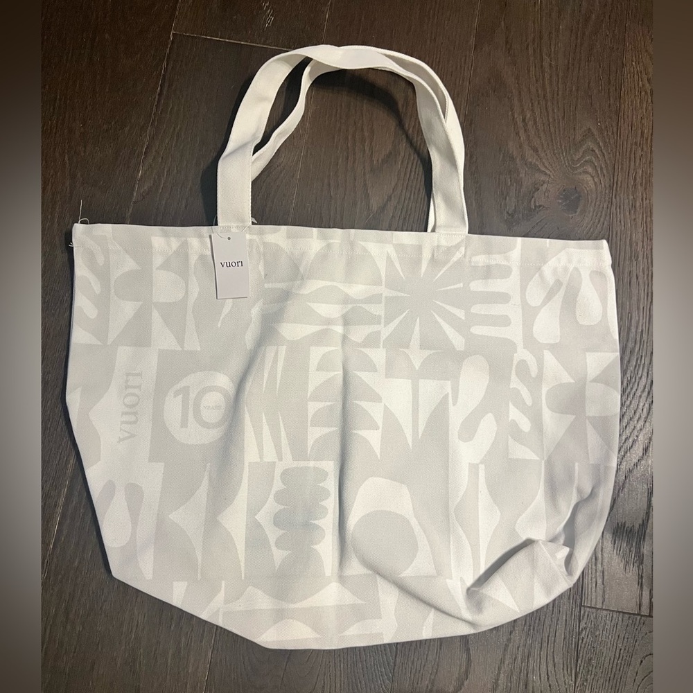 Vuori Tote Bag NWT - Picture 2 of 5